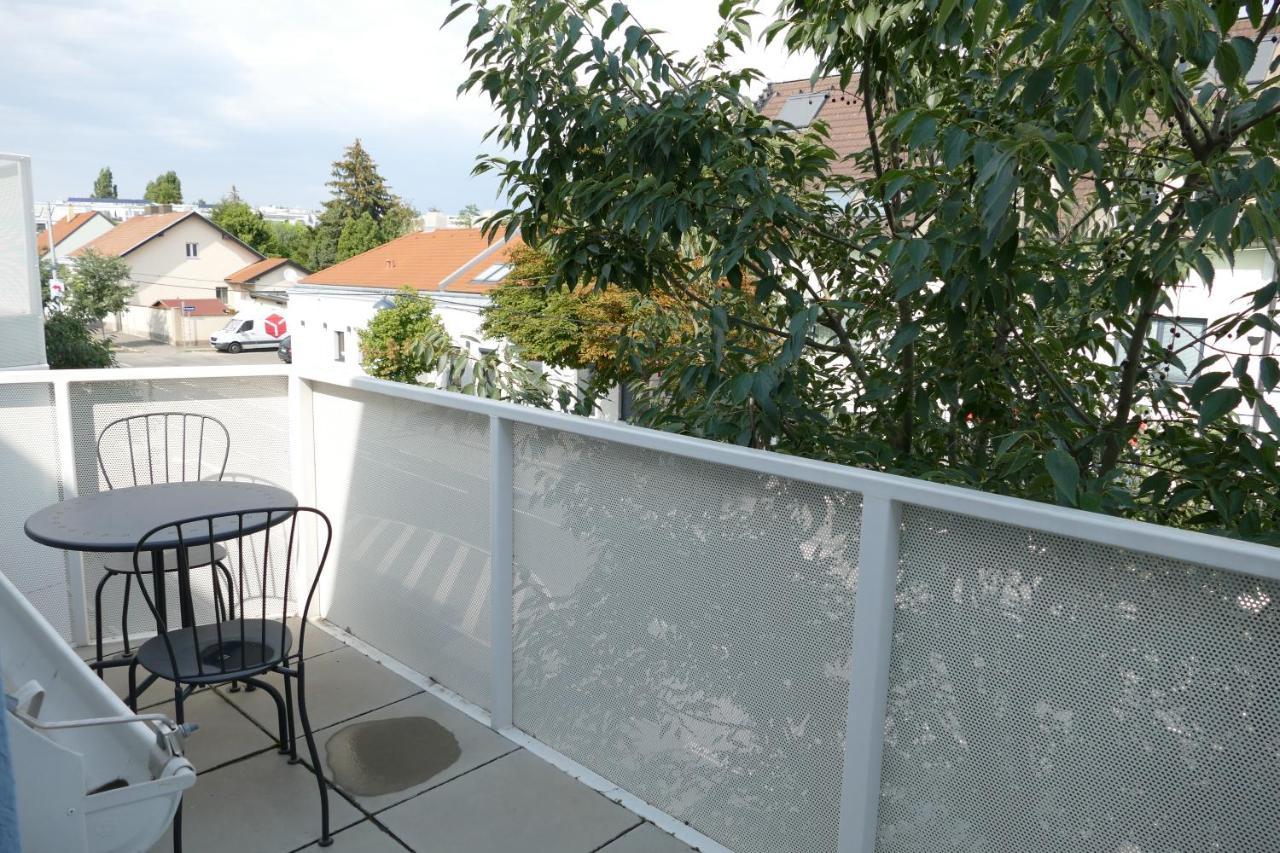 Appartement Cosy Modern With A/c And Balcony Wenen